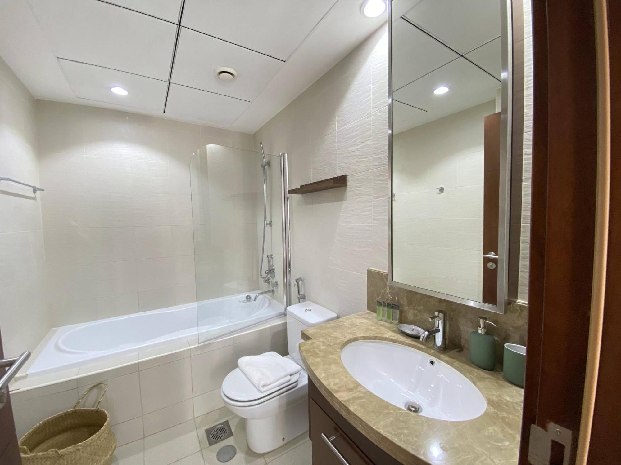Lux Bnb Standpoint Tower Burj & Fountain Views Dubai Exterior foto